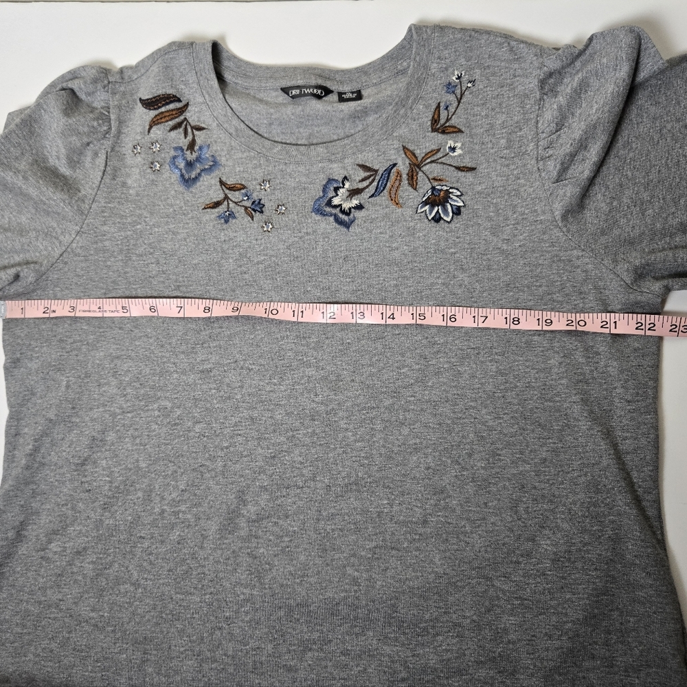 DRIFTWOOD Shirt Size XL Clare Long Sleeve Crew Moody Paisley Floral Embroidered - Picture 11 of 12